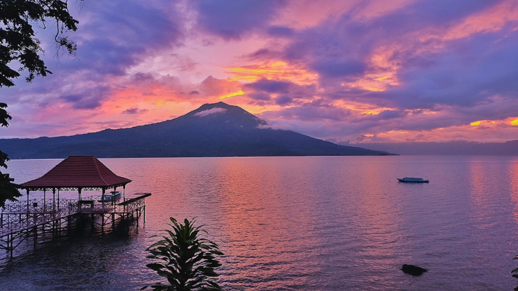 Danau Ranau Lampung