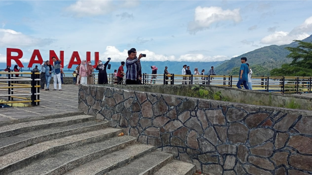Danau Ranau Lampung