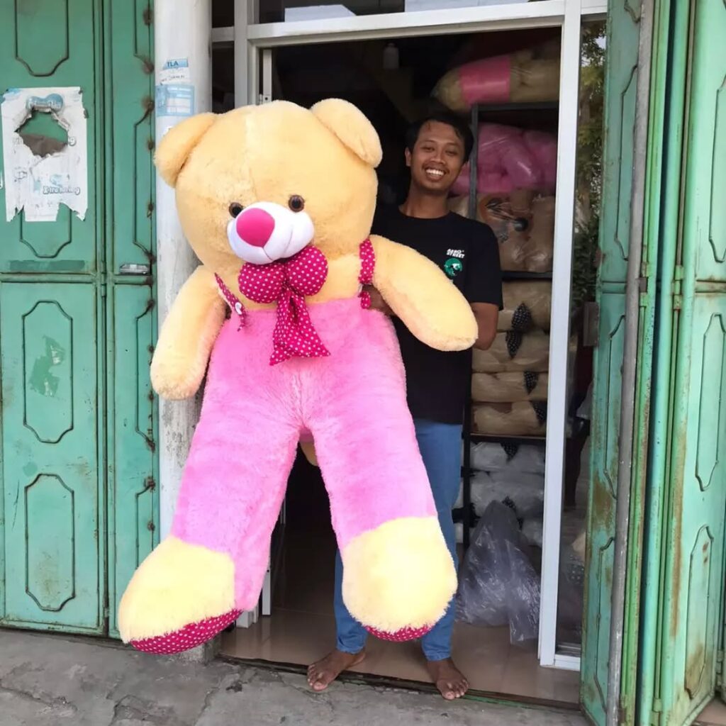 boneka beruang