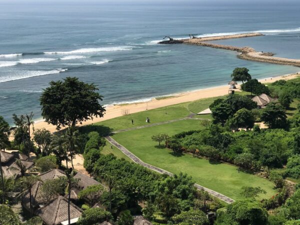 pantai nusa dua bali