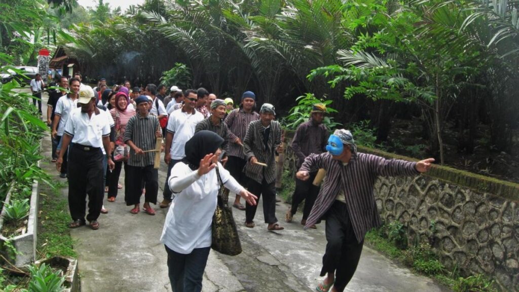 Desa Wisata Kembang Arum